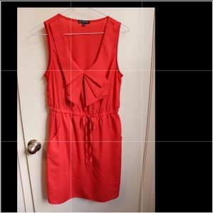 Women’s knee dress. Size medium. Salmon color